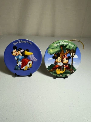 2 WALT DISNEY WORLD MICKEY & MINNIE MOUSE MINI PLATE ORNAMENTS WITH STANDS - Image 1 of 4