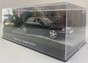 Eaglemoss 1:43 Jaguar XJ8 James Bond 007 Casino Royale With Display Case - Picture 1 of 8