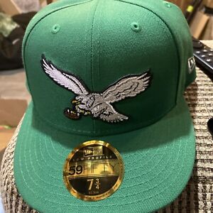 NWT New Era 59Fifty Philadelphia Eagles KELLY GREEN Retro Logo Fitted Hat MENS