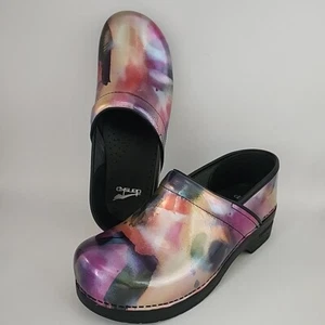 Dansko vernice spray brevetto Prof51.25essional zoccolo taglia 42 antiscivolo EU - Foto 1 di 14