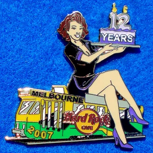 PIN Hard Rock Café MELBOURNE *ÚLTIMO TREN* 12º ANIVERSARIO TRANVÍA VAGÓN SERVIDOR NIÑA - Imagen 1 de 1