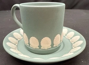 Juego de tazas y platillos Wedgwood Collectors Society Jasperware Shell Seashell Demitasse - Imagen 1 de 12