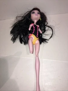 Monster High Draculaura Gloom Beach Doll 2008 Parts Lot See Photo - Picture 1 of 5