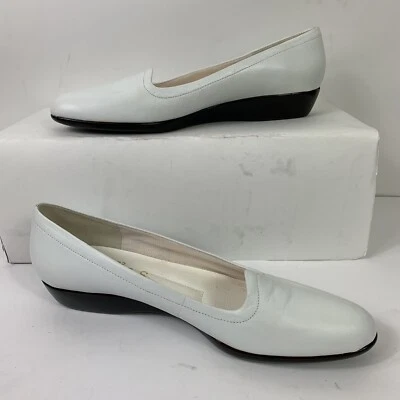 SELBY Comfort Flex Womens 9.5S Shoes Flats Wedge White Loafer - Image 1 of 4