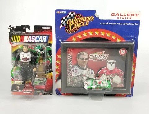 #18 Bobby Labonte Gallery Series 2002 Nascar Framed Art & Car & Action Figure Cover