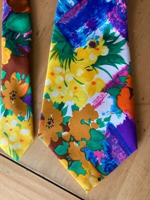 Corbata Chess King Vintage Años 80 Azul Amarillo Floral Cool Disco Extra Ancho Cuello Foto 1 de 4