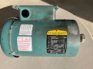 Baldor Reliance 0.5HP Motor 230/460VAC 1800RPM VUHM3538 Frame 56C TEFC - Picture 1 of 6