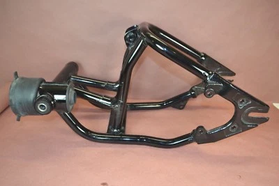 Yamaha V Star 650 XVS650 2007 brazo oscilante trasero suspensión basculante Foto 1 de 4