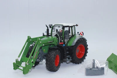 Wiking 077869 Fendt 724 Vario + Front Loader Cargo 6.100 1:32 NEW + OVP Tractor - Image 1 of 4