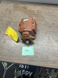 geartek 0180r 2a k r hydraulic pump motor - Picture 1 of 3