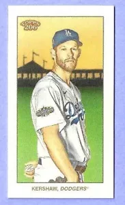 Topps 206 2020 Clayton Kershaw con Clayton Kershaw en la parte posterior - Imagen 1 de 2