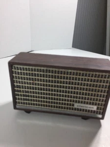 VINTAGE *CLARICON*  BOOK  SHELF  Speaker - Picture 1 of 6