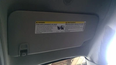 Parasol derecho usado se adapta a: Buick Encore 2016 con iluminado grado A derecho Foto 1 de 4