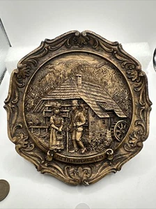 Collectible Vtg. Schwarzwald Germany Hanging Wall Plaque Resign/Wood Carving G15 - Picture 1 of 8