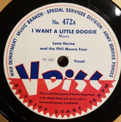 78RPM V Disc 472 Phil Moore, Horne -Want Little Doggie / Dreams Getting Better V - Image 1 of 4