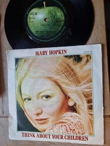 Mary Hopkin – Think About Your Children 7" Apple Records APPLE 30 1970 - Picture 1 of 4