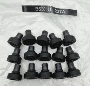 Ojal de cubierta de válvula de motor Mazda 323 OEM B63010237A - JUEGO DE 15 - NOS - Imagen 1 de 6