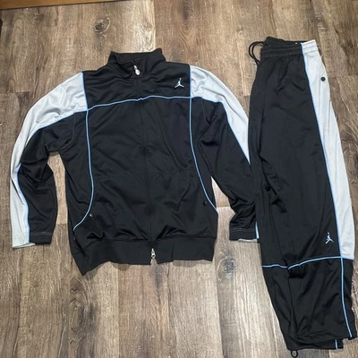 Jaqueta Jordan Tracksuit Preta Azul Cinza Masculina Tamanho GG - Imagem 1 de 4