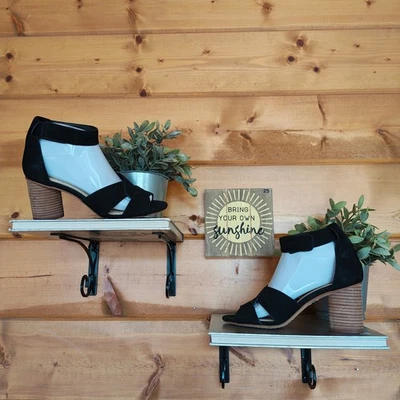 Vince Camuto Jachita Black Nubuck Leather Stacked Heels Strappy Sandals Sz 7.5W - Image 1 of 4