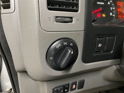 Headlight Switch (dash Mtd) NISSAN NV 3500 12 13 14 15 16 17 18 19 20 21 Foto 1 de 3