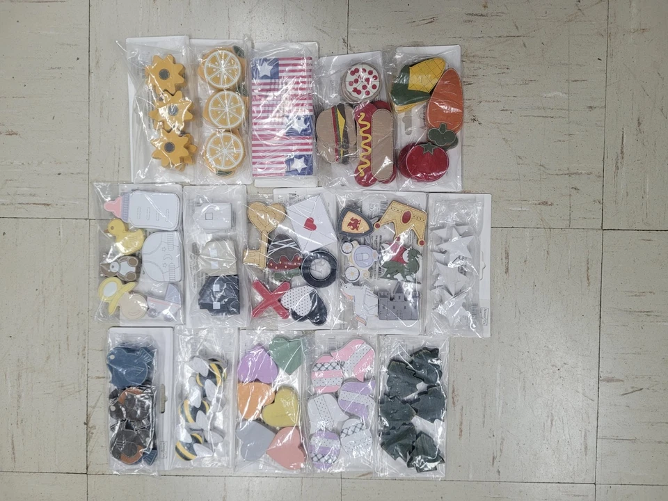 15 Adam's & Co Letterboard Shape Sets!!! - Image 1 of 1