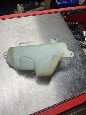 1986-1990  YAMAHA BW80 BIGWHEEL  OEM OIL TANK 21W-21751-01-00 - Image 1 of 4