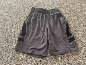 Tek Gear Boys Gray & Black Athletic Shorts Size 8 - Picture 1 of 3