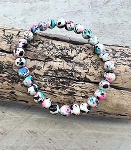 Perlen Armband Perlenarmband elastisch synth. Türkis gemustert rosa schw 19cm - Bild 1 von 3