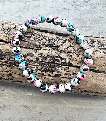 Perlen Armband Perlenarmband elastisch synth. Türkis gemustert rosa schw 19cm - Bild 1 von 3