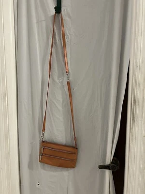 Bandolera Hobo International de cuero con tres cremalleras 8x5 naranja como está Foto 1 de 4