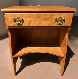 **RARE MODEL**Ethan Allen Heirloom Collection Nightstand! - Picture 1 of 7