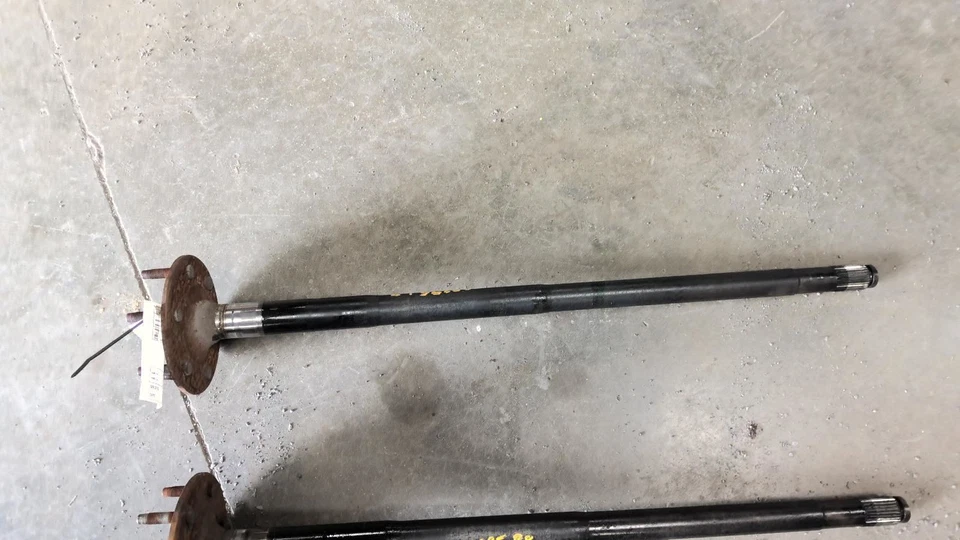 Eixo traseiro do eixo esquerdo do driver 5,3L compatível com 05-09 ENVOY 732606 - Imagem 1 de 4