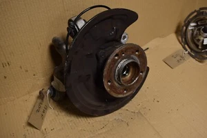 Nudillo y buje trasero derecho mercedes a45 - Imagen 1 de 4