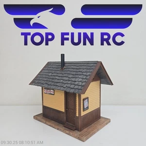 Pola G-Gauge LGB Out House/Restroom w/ Pepsi Cola Signs - Picture 1 of 5