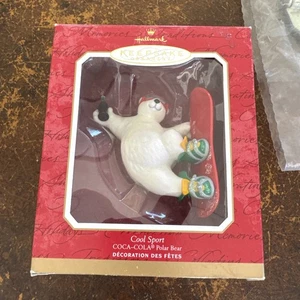 2001 Hallmark Keepsake Ornament QHB9002 Cool Sport Coca-Cola Polar Bear - Picture 1 of 6