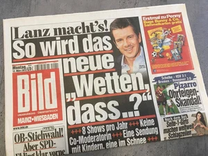 Bildzeitung vom 12.03.2012 * Geschenk zur Geburt * Wetten dass - Markus Lanz - Bild 1 von 1