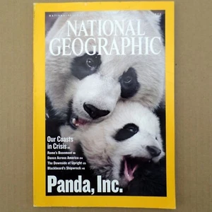 National Geographic Jul 2006 Zoo Panda Cost Crowded Coastlines Blackbeard's Ship - Picture 1 of 7