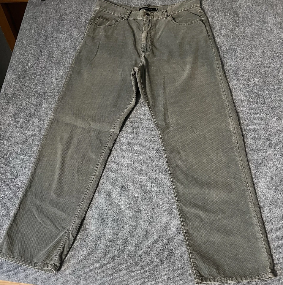 Calvin Klein Corduroy Jeans Straight Leg Mens 36X32 Sage Trendy Y2K Stylish Warm - Image 1 of 4
