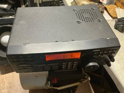 UNIDEN BEARCAT BC890XLT SCANNING RADIO Trunking SCANNER and AC ADAPTER bc890xlt - Image 1 of 4