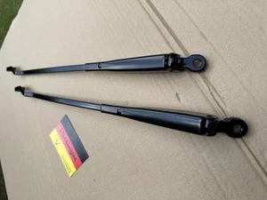 REFURBISHED GENUINE VW GOLF JETTA MK2 ALL MODELS LHD G60 RALLYE FRONT WIPER ARMS - Picture 1 of 9