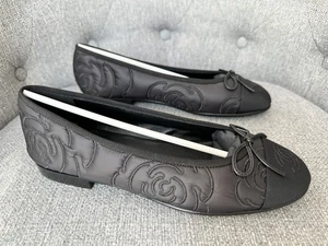 2025 CHANEL CC LOGO CAMELLIA SCHWARZ NYLON BALLERINAS SCHUHE 37C - Bild 1 von 18