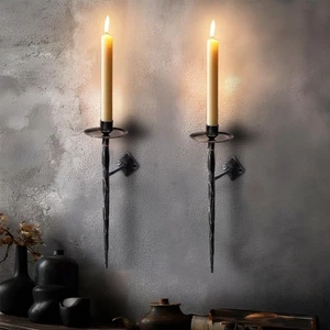 Juego de dos apliques de vela de pared forjados a mano, candelabros de pared de metal negro,... - Imagen 1 de 7