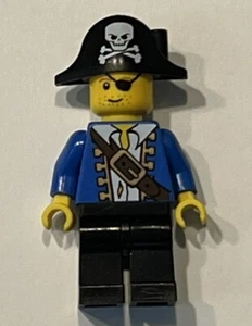 LEGO 6192 Pirate Minifigure pi102 Blue Jacket Skull Crossbones Hat - Picture 1 of 3