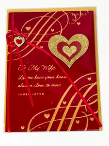 Papyrus Valentines Day Greeting Card Love To My Wife Gold Tone Charm - Picture 1 of 2