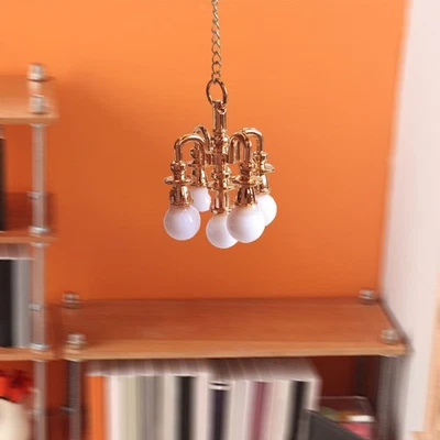 Mini lampada da soffitto, scala 1:6 1:12 Lampada a sospensione elegante - Immagine 1 di 4