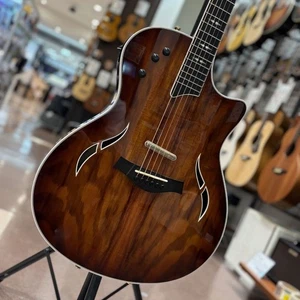 Taylor T5CUSTOM KOA acoustic guitar - Picture 1 of 6