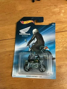 2017 Hot Wheels HW Honda Monkey Z50 Honda Series Motorcycle Green & Black 5 \ 8	 - Picture 1 of 3