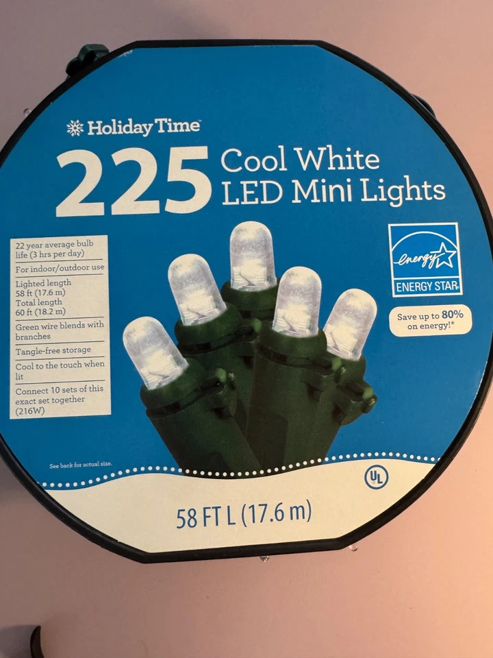 Holiday Time 225 Ct Cool White M5 LED Lights Indoor/Outdoor 58 Ft green Wire - Image 1 of 3