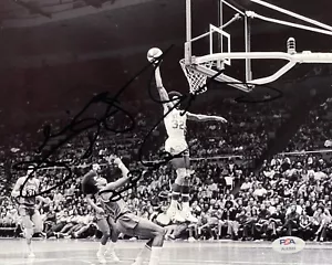 Julius Erving Dr. J Signed Autographed Philadelphia 76ers 8x10 Photo PSA/DNA - Picture 1 of 2