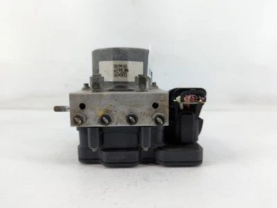 Módulo de control de bomba ABS 2017-2017 Nissan Murano A7ZBG Foto 1 de 4